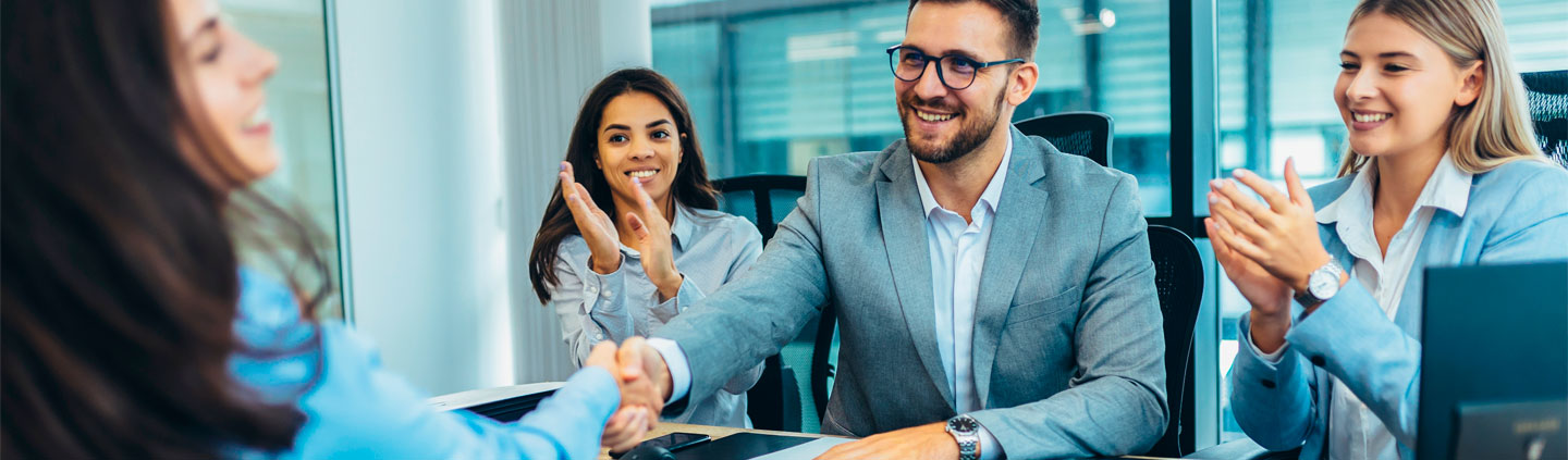 La Maestría en Administración de Empresas con especialidad en Recursos Humanos prepara líderes en la gestión de talento humano y estrategias organizacionales.